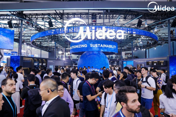 重构家庭能源｜美的4436x12威尼斯光储热柔方案亮相广交会